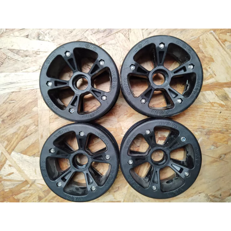 USED 4 RELAY BLACK RIMS