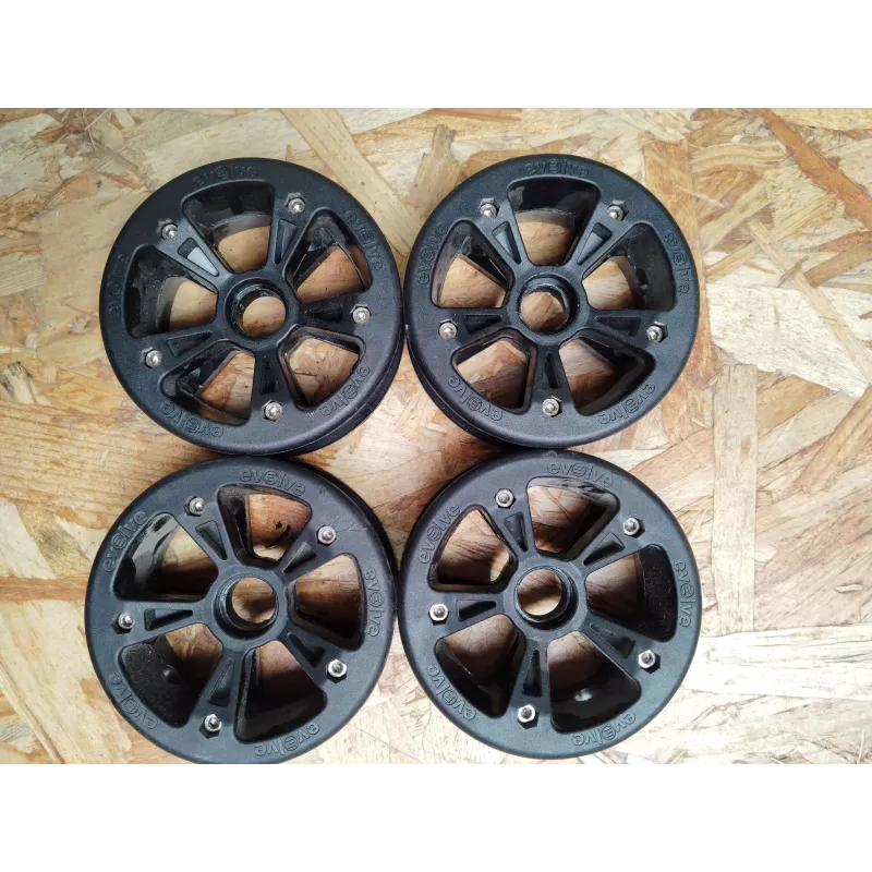 USED 4 RELAY BLACK RIMS